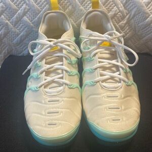 AIR VAPORMAX PLUS size 11